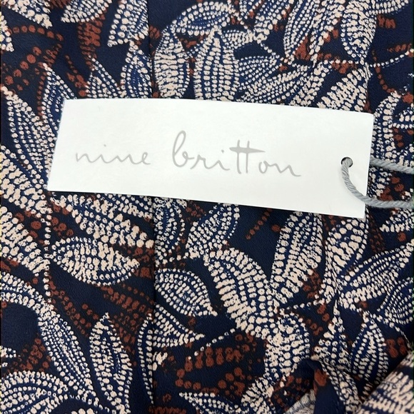 Nine Britton (Stitch Fix) Women’s Blouse Sz S Navy/Brown/Tan Polyester NWT - Picture 9 of 12